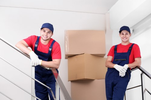 Customer and van operator discussing packing plans